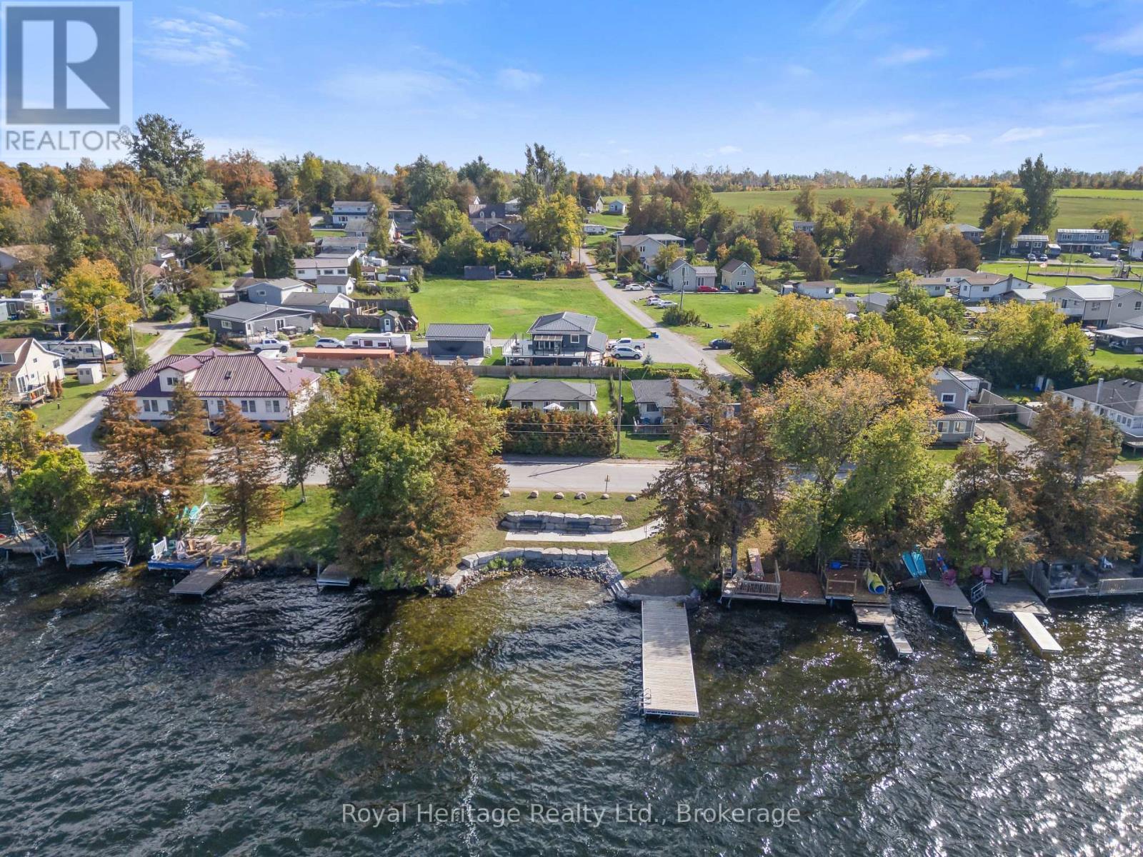 48 SILVER BIRCH STREET - 4