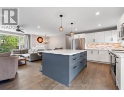 48 Sliverbirch Street, Kawartha Lakes, ON K0M1L0 Photo 9