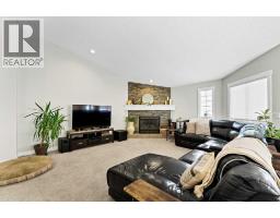 2pc Bathroom - 22 Penland Way Ne, Medicine Hat, AB T1C1X2 Photo 15