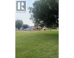22 Penland Way Ne, Medicine Hat, AB T1C1X2 Photo 50