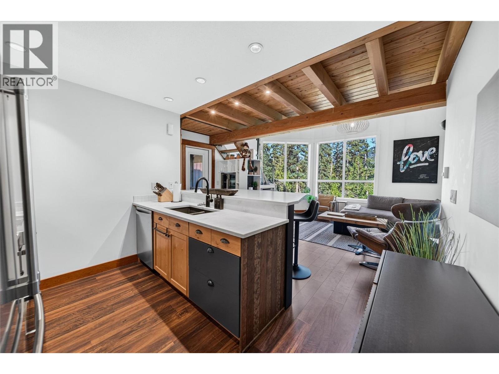 #644 4559 TIMBERLINE Crescent - Image 8