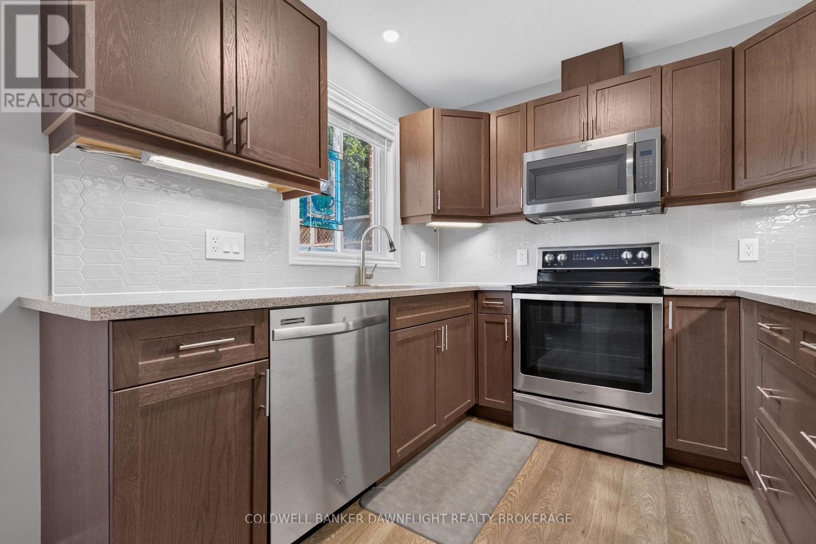 #83 1061 EAGLETRACE DRIVE - 14