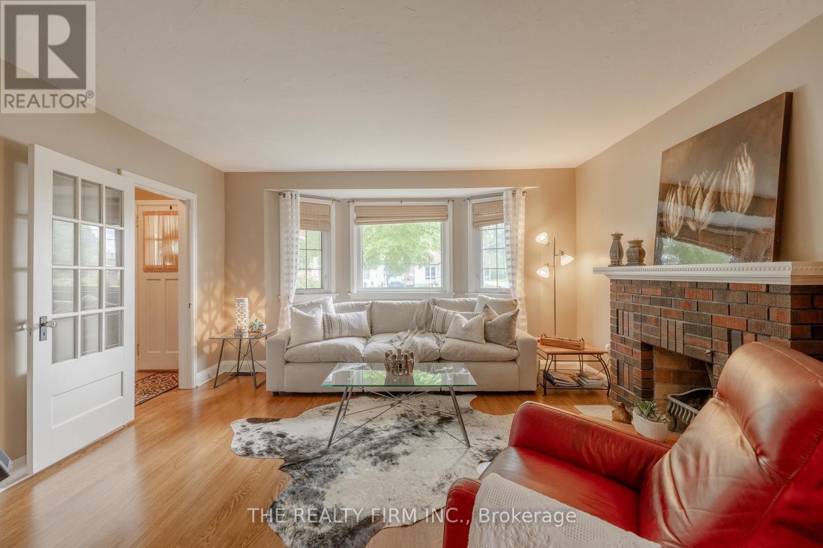 384 Spruce Street — photo 13