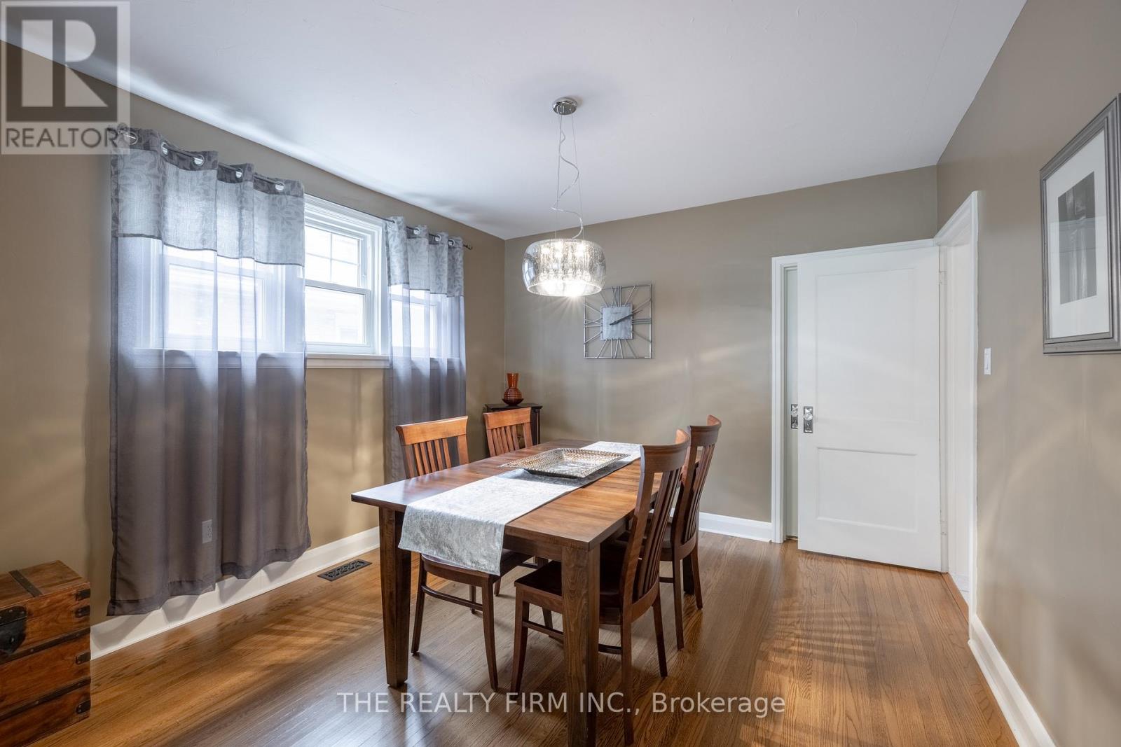 384 Spruce Street — photo 14