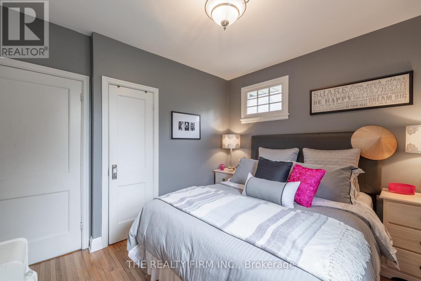 384 Spruce Street — photo 27