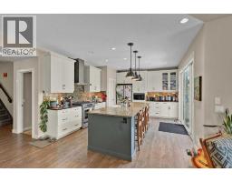 Primary Bedroom - 518 Mahogany Manor Se, Calgary, AB T3M0Y3 Photo 9