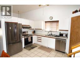 3850 Catalina Boulevard NE - photo 7