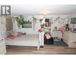3850 Catalina Boulevard NE - photo 19