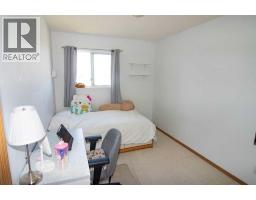 3850 Catalina Boulevard NE - photo 13