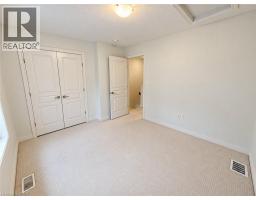 9 Hyde Park Mews, Kitchener, ON N2H0B2 Photo 10