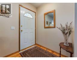4808 Valiant Drive Nw, Calgary, AB T3A1X2 Photo 15