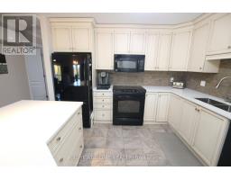 301 - 2 Warner Street, Russell, ON K4R0B5 Photo 8