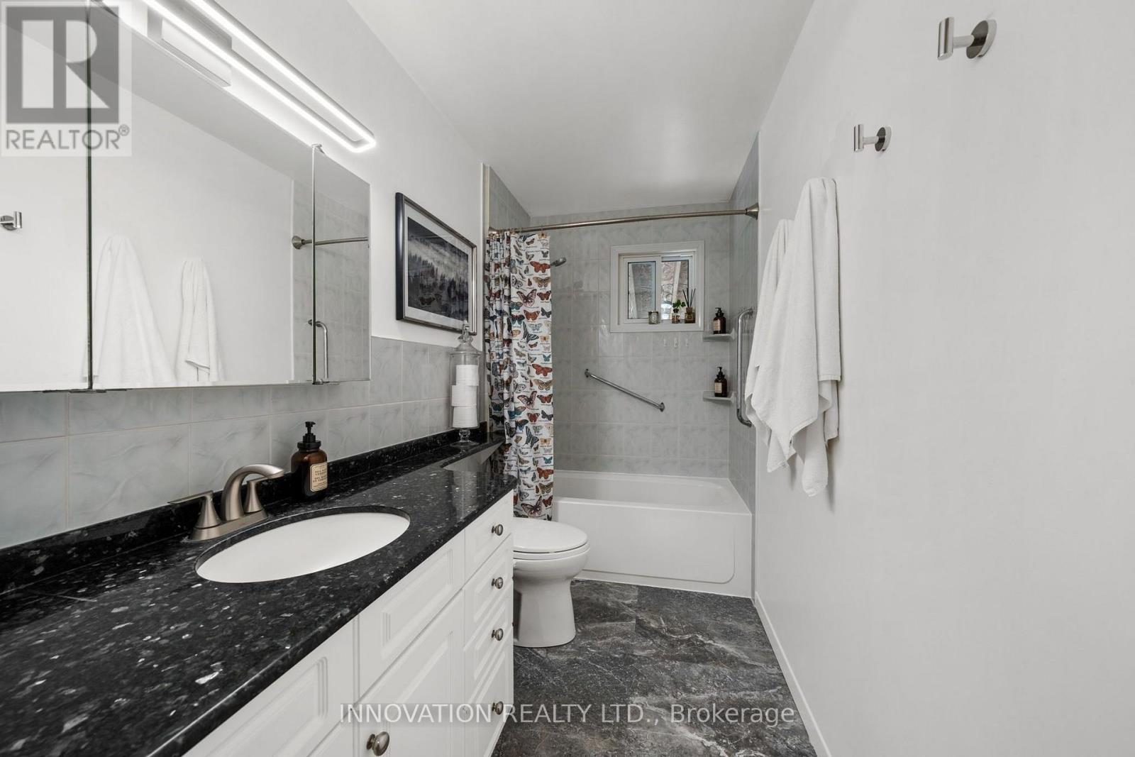 2863 JOHN SHAW ROAD - 24