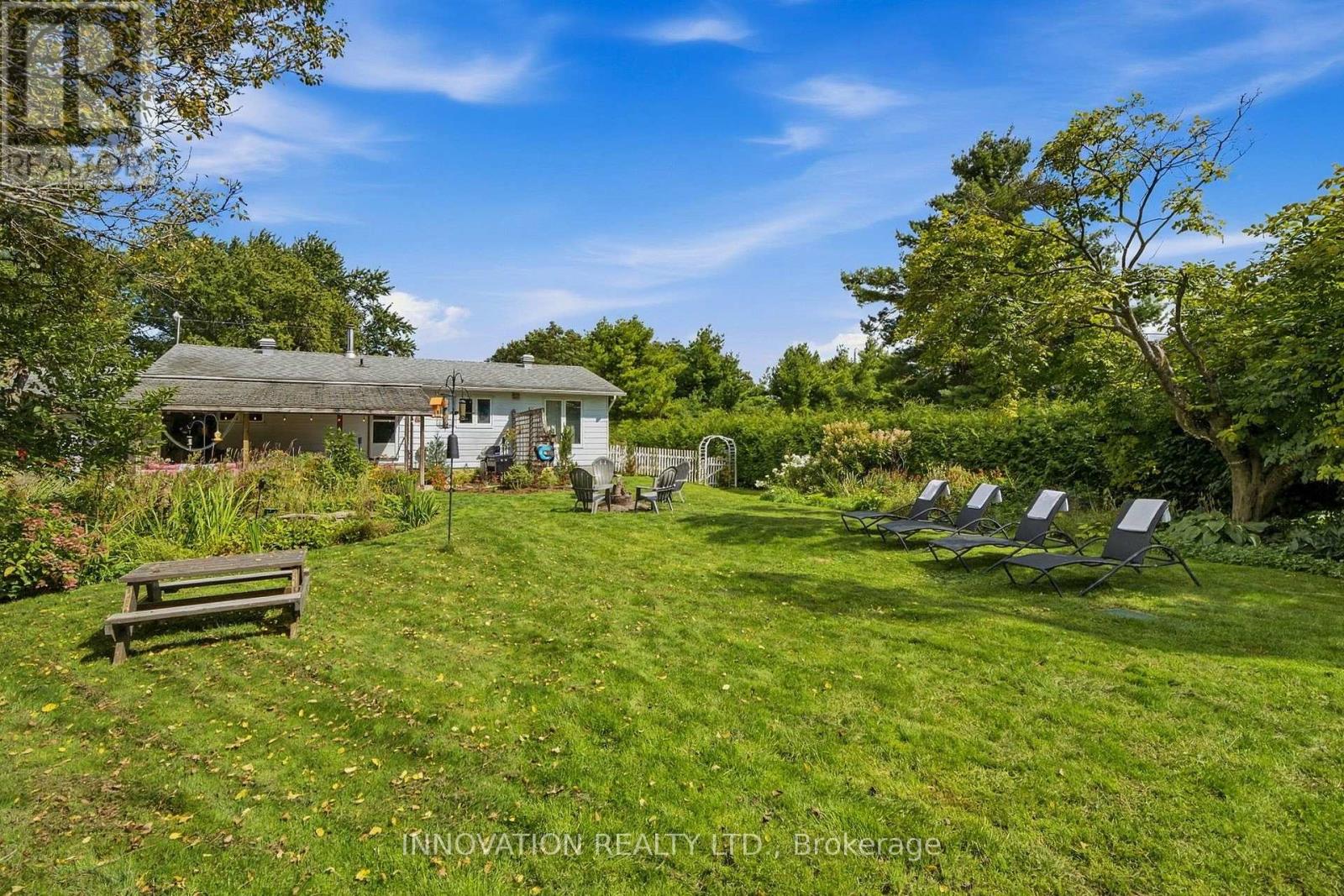 2863 JOHN SHAW ROAD - 38