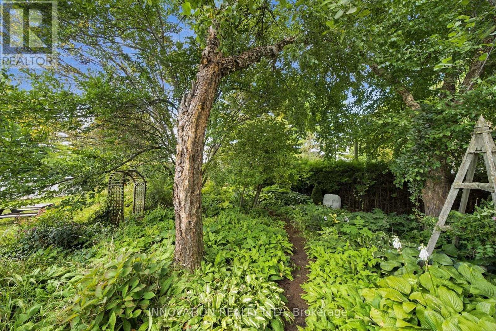 2863 JOHN SHAW ROAD - 40