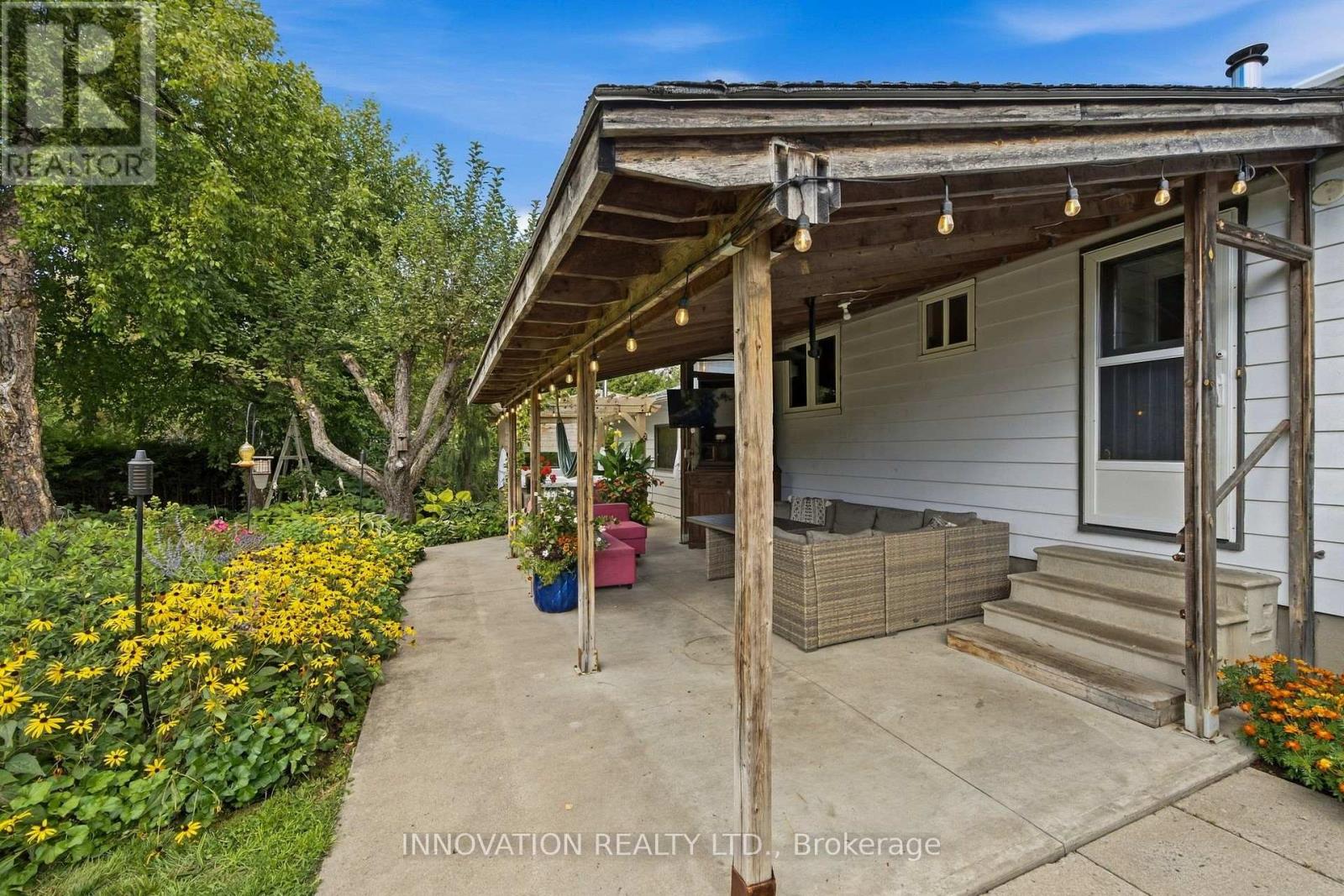 2863 JOHN SHAW ROAD - 42