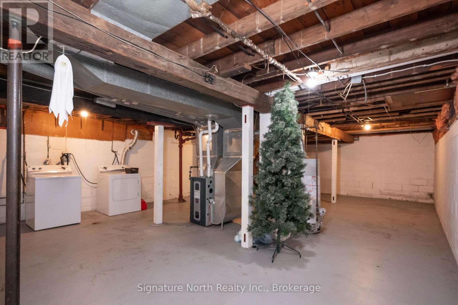 414 NORTHERN AVENUE - 40