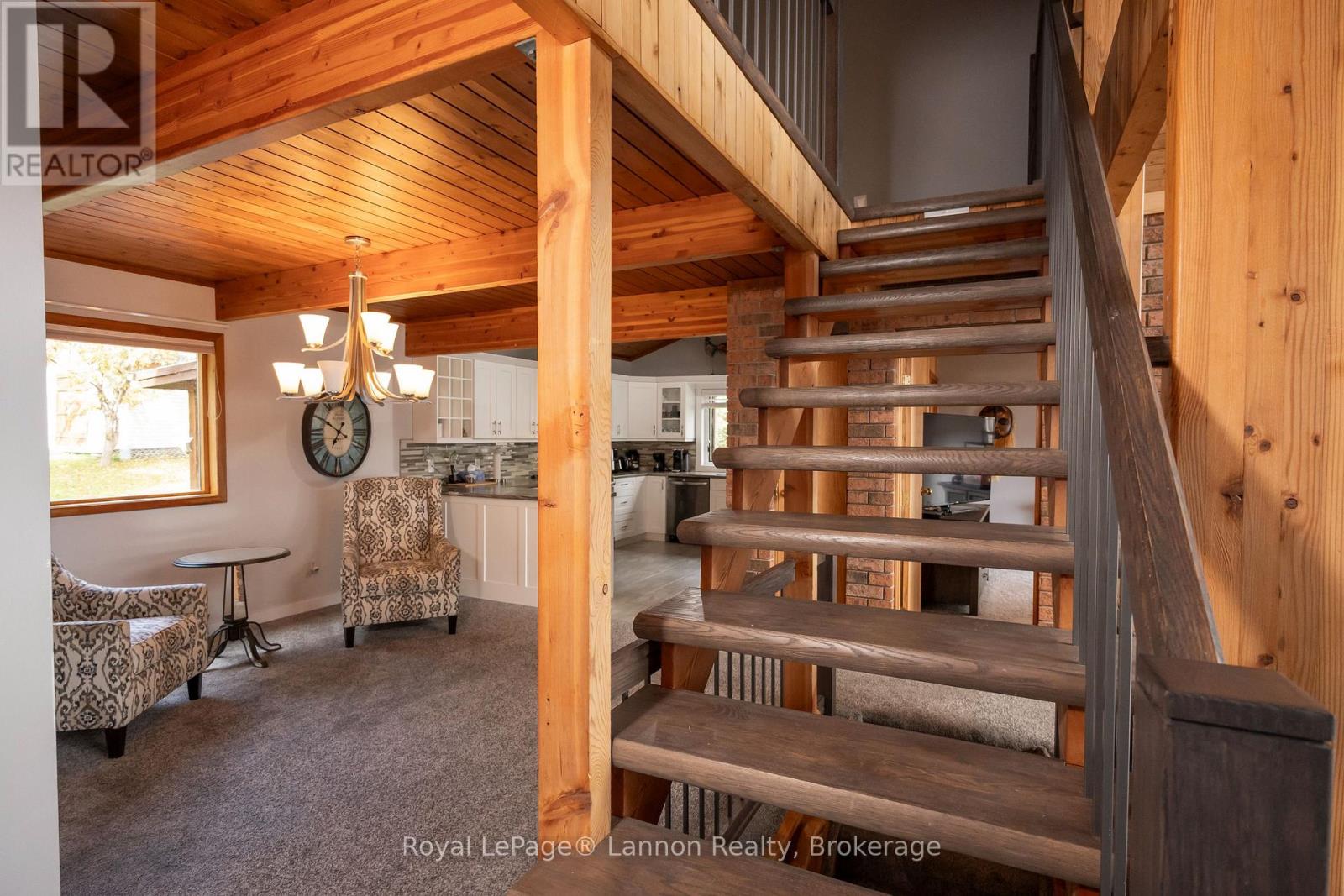 2519 SCOTT DRIVE - 25
