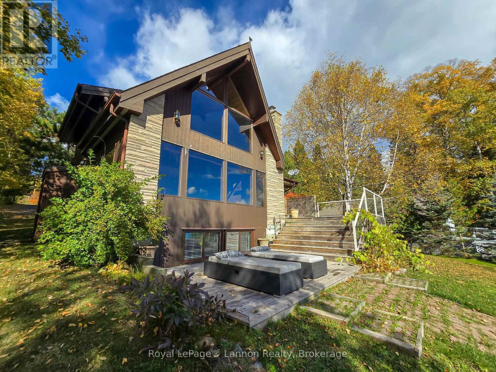 2519 SCOTT DRIVE - 41
