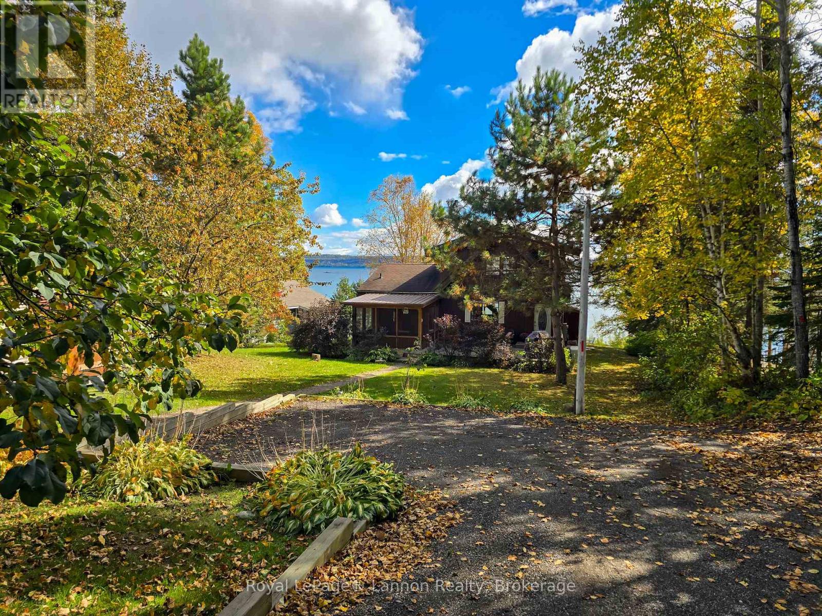2519 SCOTT DRIVE - 43