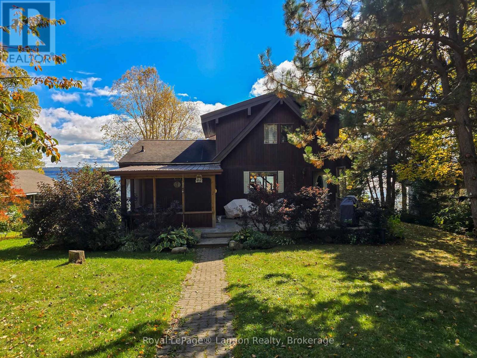2519 SCOTT DRIVE - 44