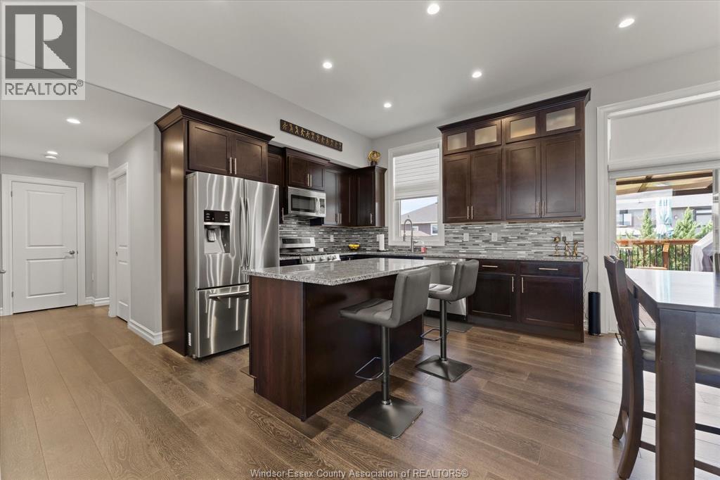 120 GOLFVIEW DRIVE - 12