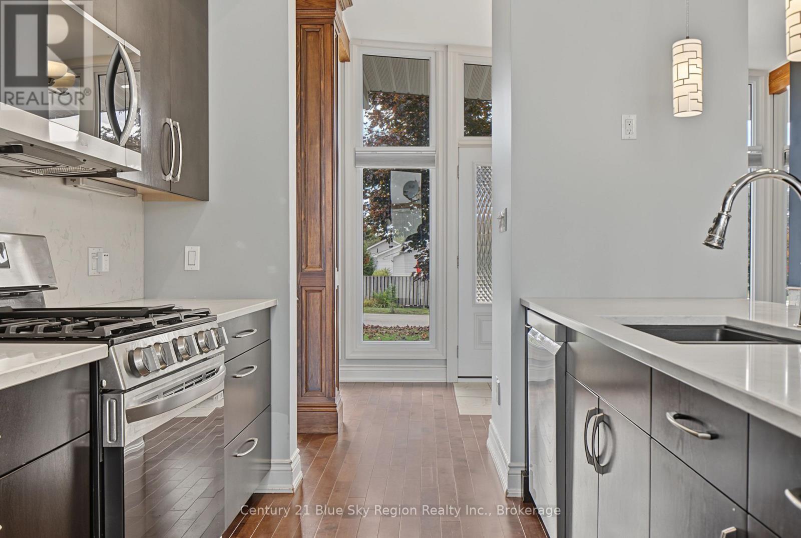 1412 BEECHWOOD ROAD - 10