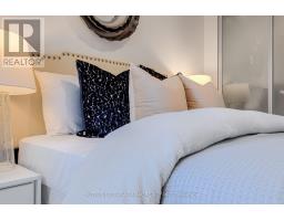 104 - 21 Scollard Street, Toronto, ON M5R1G1 Photo 32