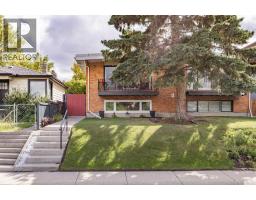 219 26 Avenue NE - photo 3