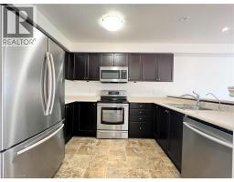2pc Bathroom - 46 Renfrew Street, Kitchener, ON N2R0G5 Photo 6