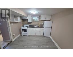 Lower Level - 15 North Bonnington Avenue, Toronto, ON M1K1X3 Photo 12