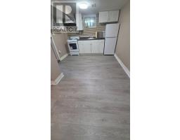 Lower Level - 15 North Bonnington Avenue, Toronto, ON M1K1X3 Photo 13