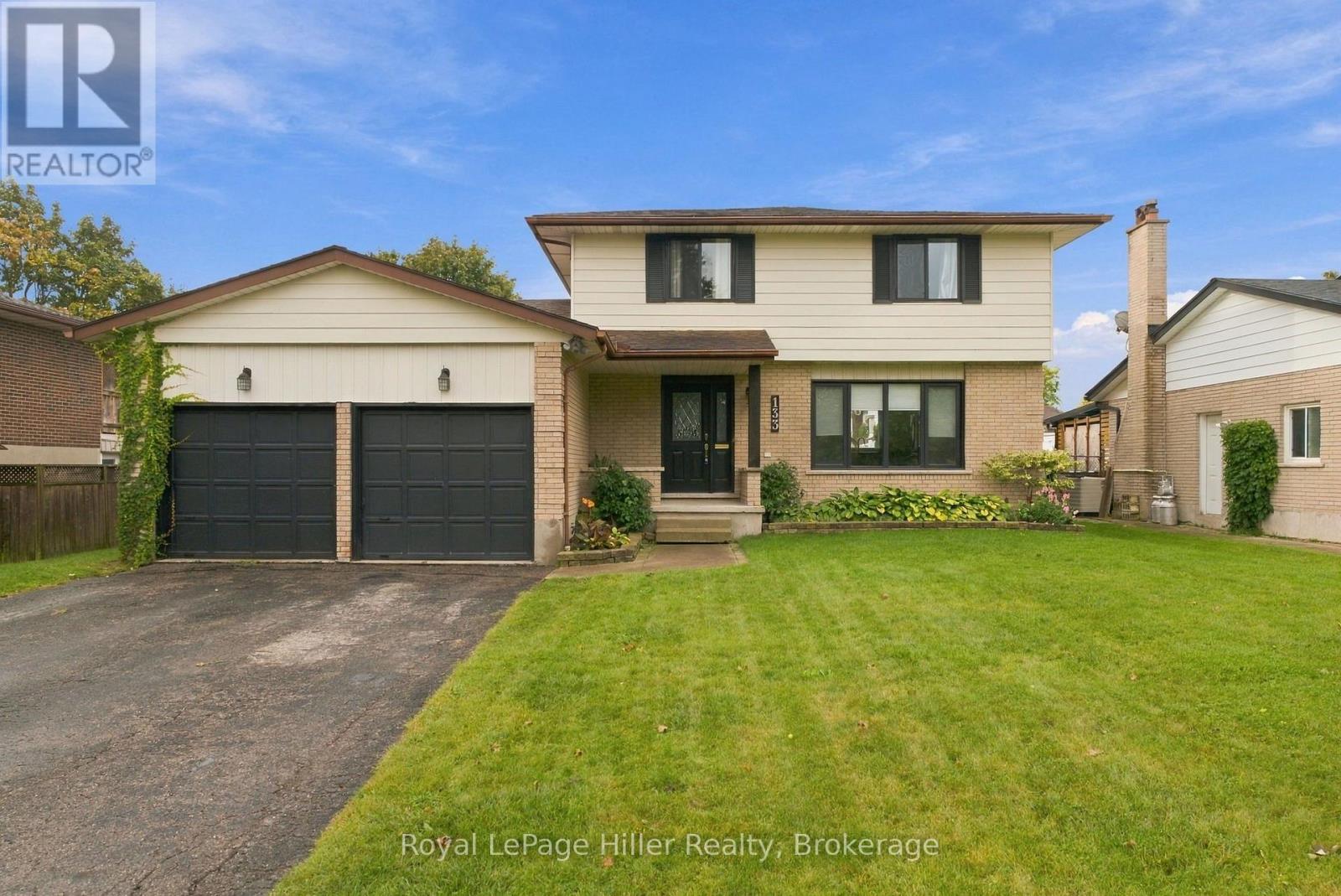133 BRAEMAR CRESCENT - 1