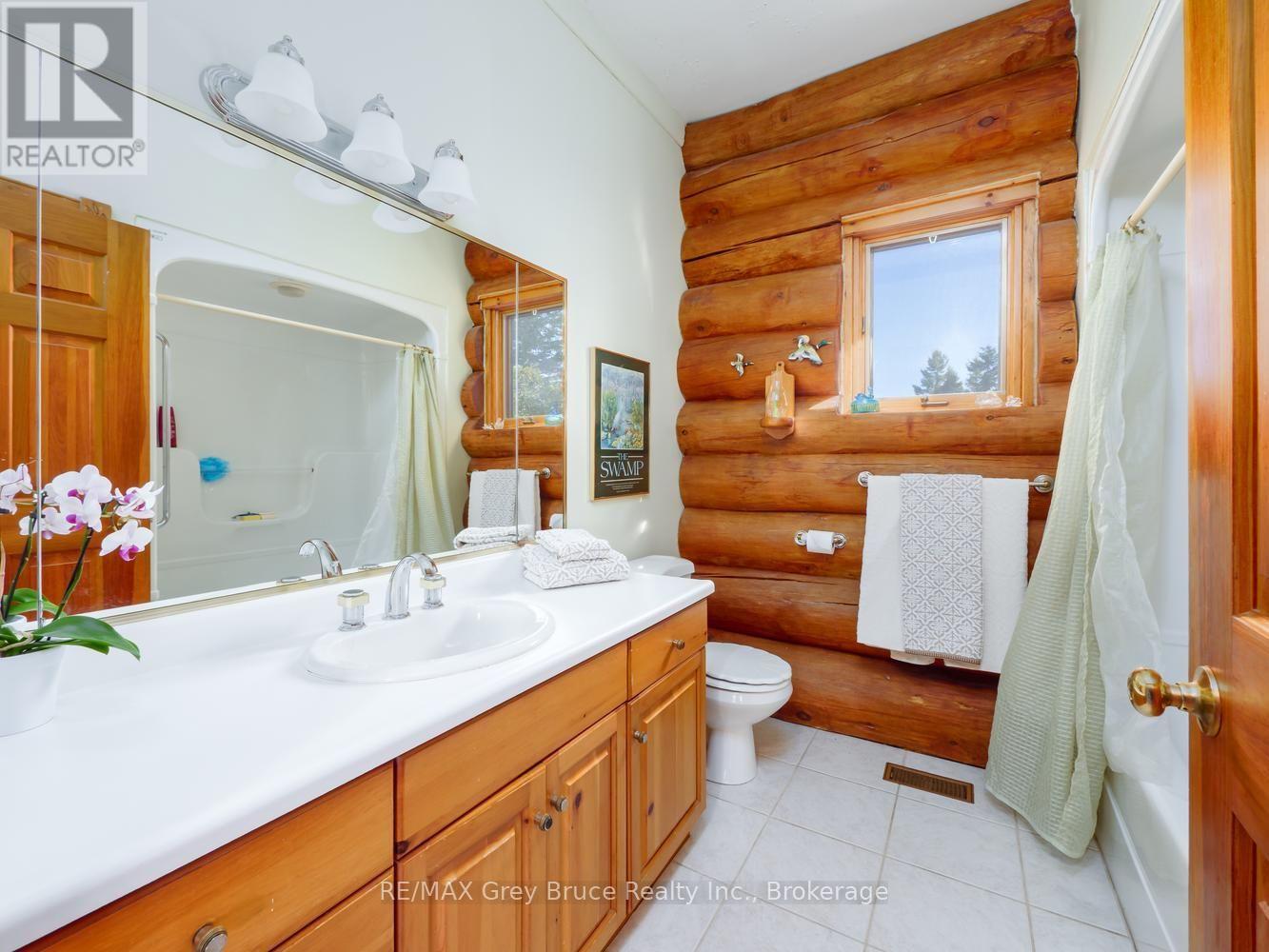 150 SHORELINE AVENUE - Image 19