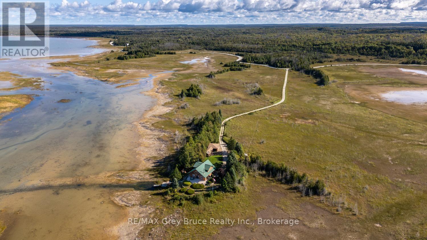 150 SHORELINE AVENUE - Image 47
