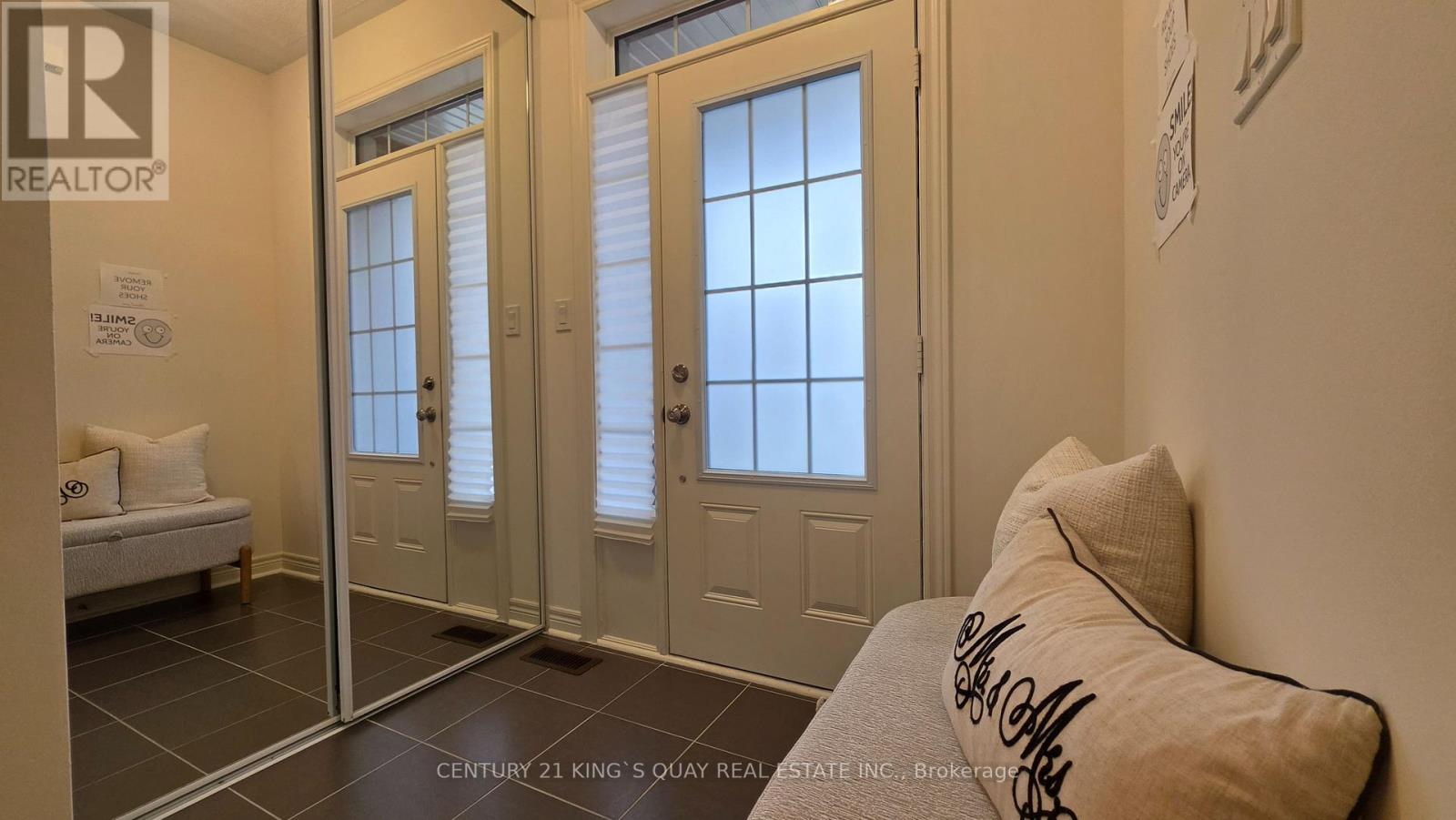 360 William Graham Drive, Aurora, ON photo 2