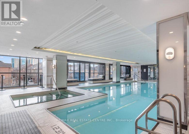 #315 9471 YONGE STREET - 20