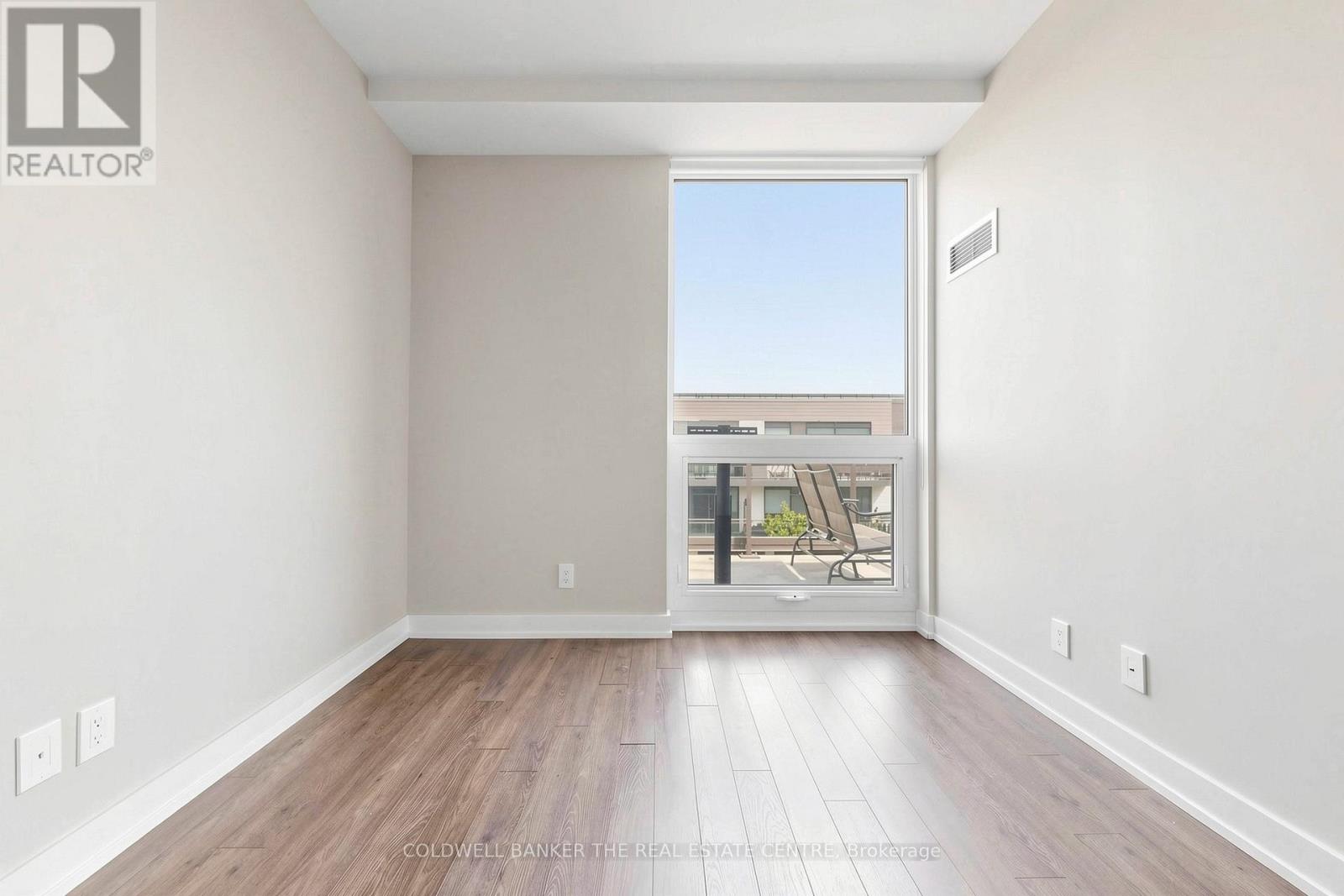 #UNIT #415 301 SEA RAY AVENUE - 15