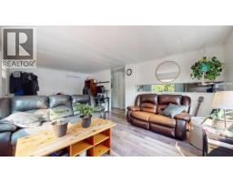 8 39884 Government Road, Squamish, BC V8B0B1 Photo 6