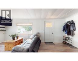 8 39884 Government Road, Squamish, BC V8B0B1 Photo 11