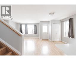 4pc Bathroom - 124 Fox Crescent, Fort Mcmurray, AB T9K0C2 Photo 8
