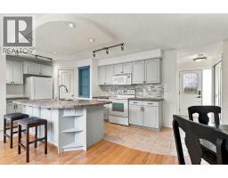 Bedroom - 6624 37 Street Sw, Calgary, AB T3E5M9 Photo 8