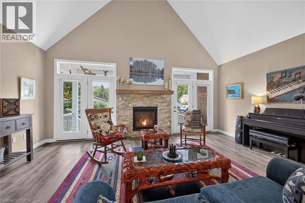 51 SCHOONER Drive - Image 18