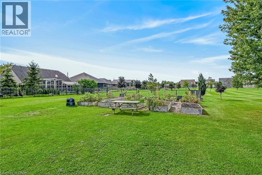 51 SCHOONER Drive - Image 43