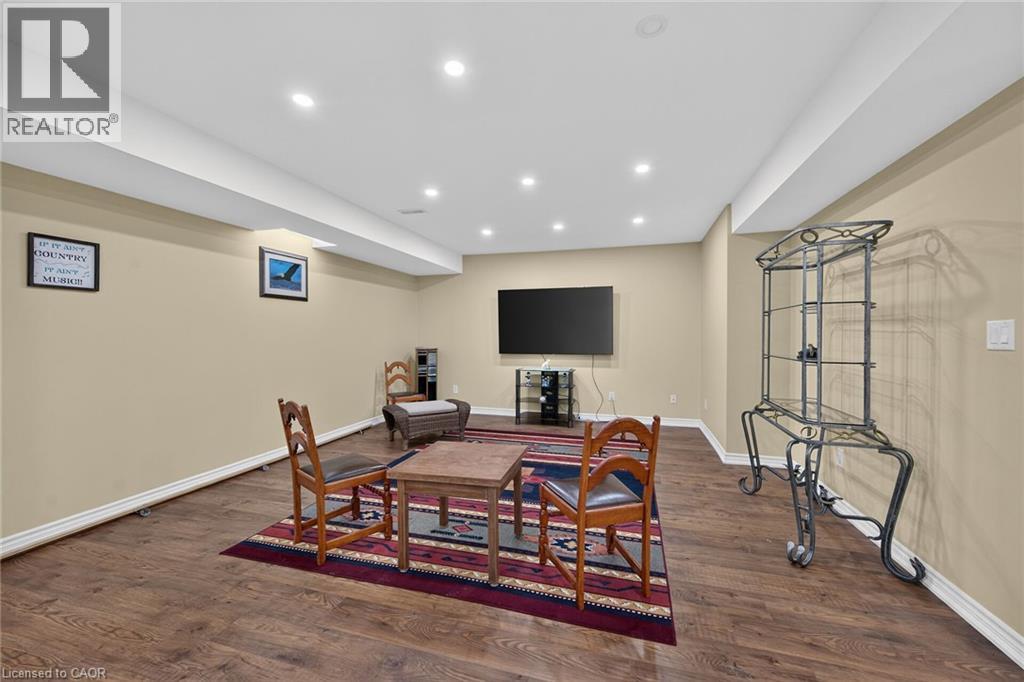51 SCHOONER Drive - 31