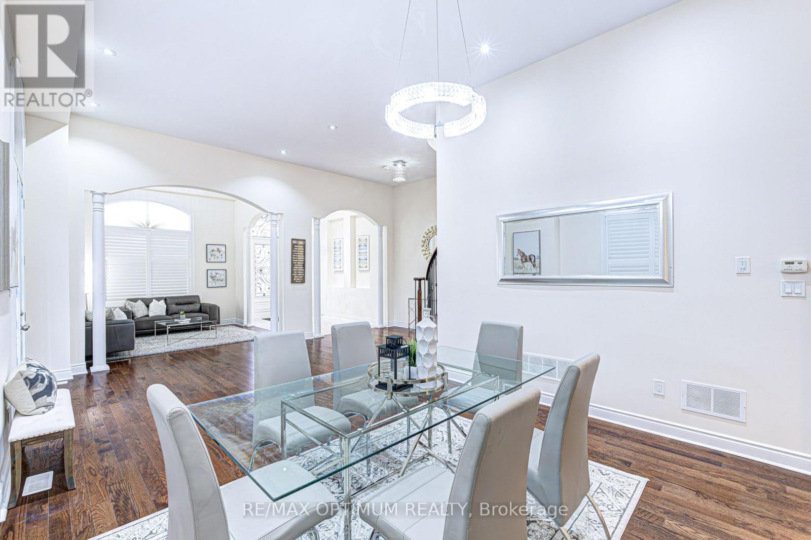 80 Royal West Drive, Brampton, ON photo 11
