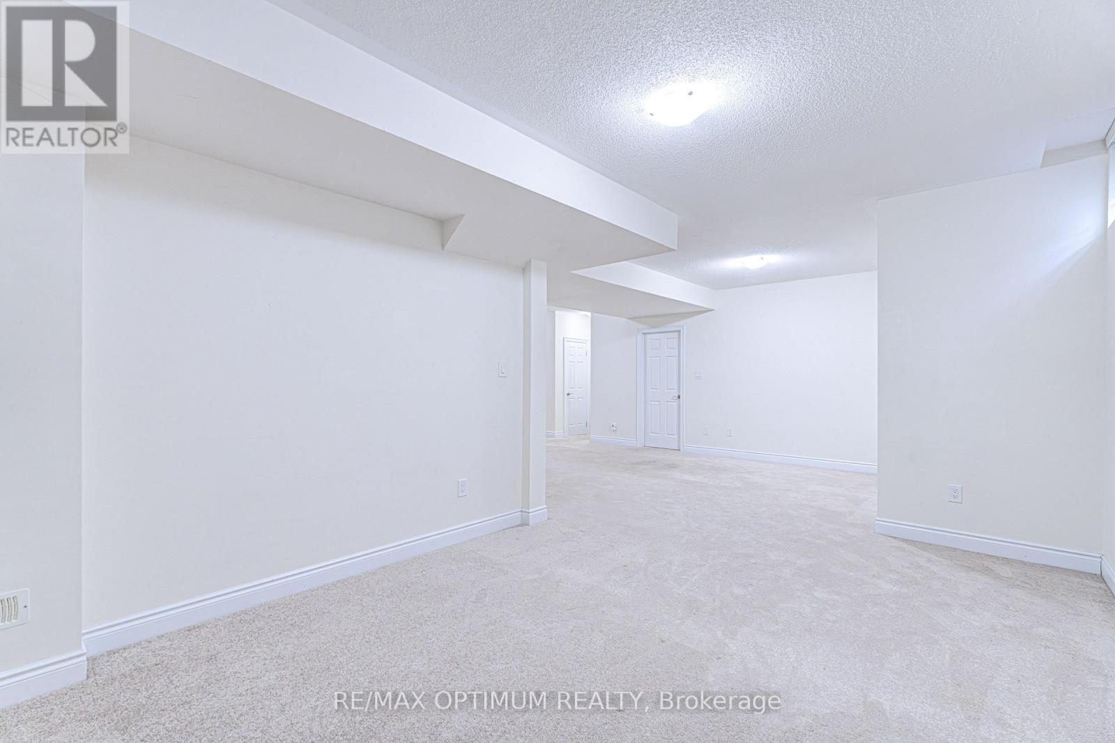 80 Royal West Drive, Brampton, ON photo 43