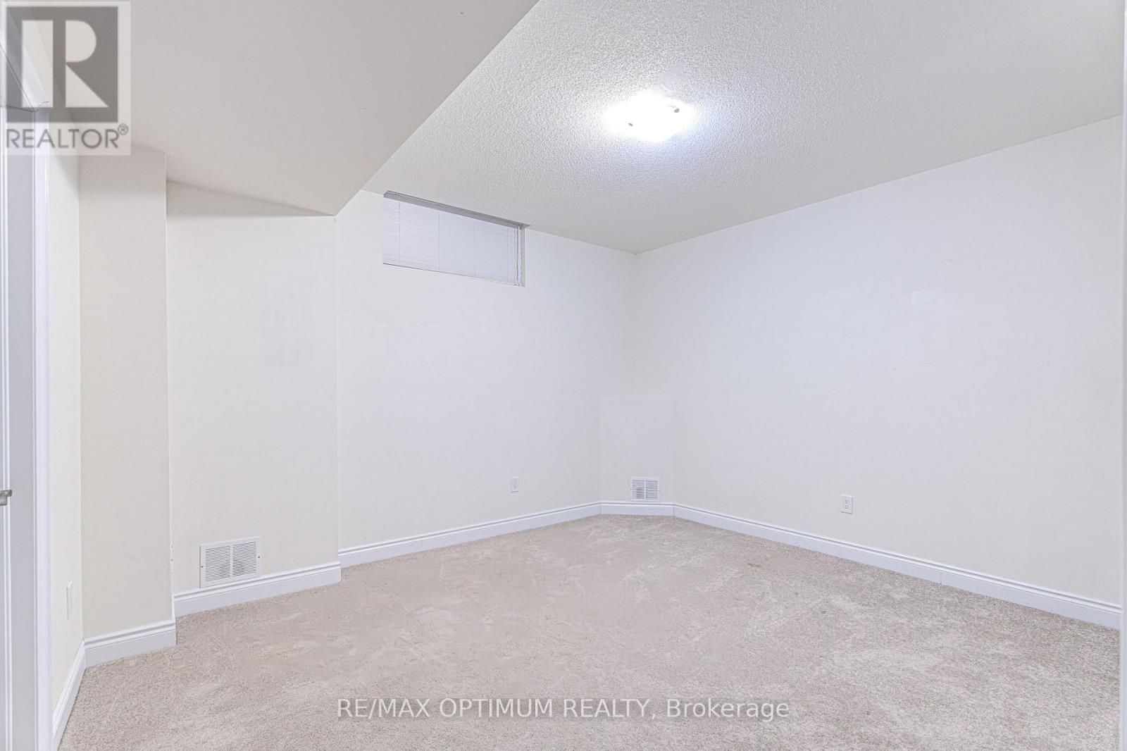 80 Royal West Drive, Brampton, ON photo 44
