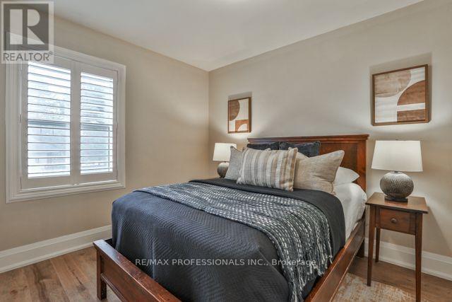 17 Loney Avenue, Toronto, ON photo 14