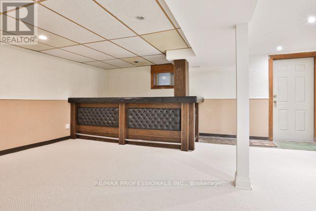17 LONEY AVENUE - 21